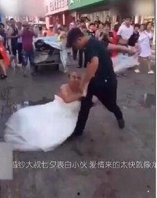 小伙爆料女友不洗脚视频,小伙视频爆料引发热议  第2张